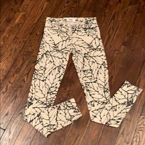 Super Fun Paige Denim Skinny Jeans Size 26